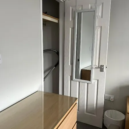 Apartment Market Street 1 King Bed Sleeps 2