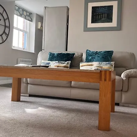 Apartment Market Street 1 King Bed Sleeps 2 Ulverston
