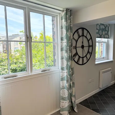 Market Street 1 King Bed Sleeps 2 Апартаменты