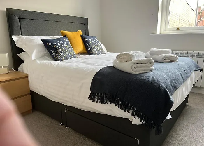 Market Street 1 King Bed Sleeps 2 * Ulverston