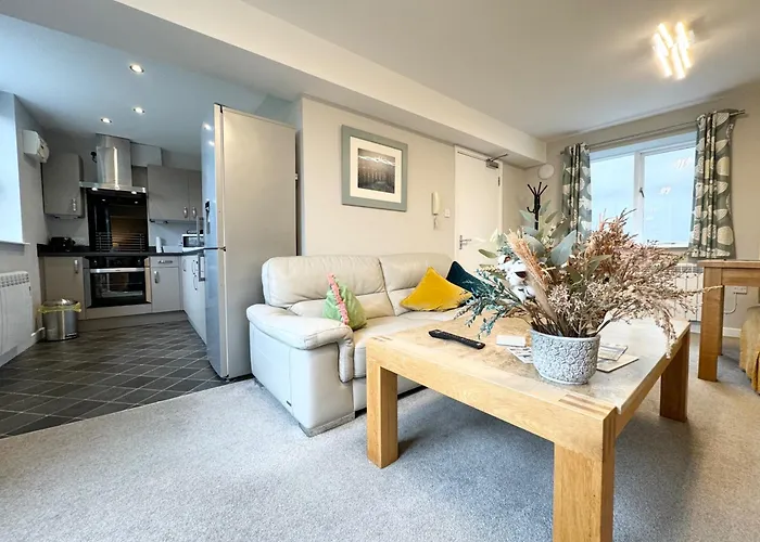 Apartment Market Street 1 King Bed Sleeps 2